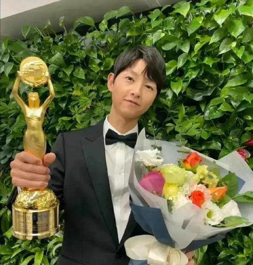 娱乐圈业内吃瓜,揭秘幕后真相，吃瓜群众齐围观！